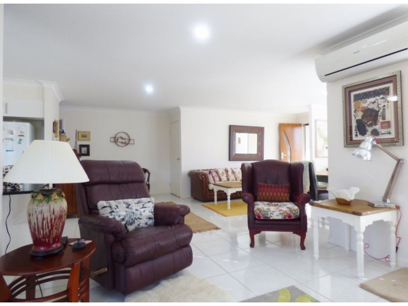 76 Naomi Drive, Crows Nest QLD 4355