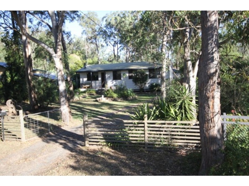 3 South Street, Crows Nest QLD 4355