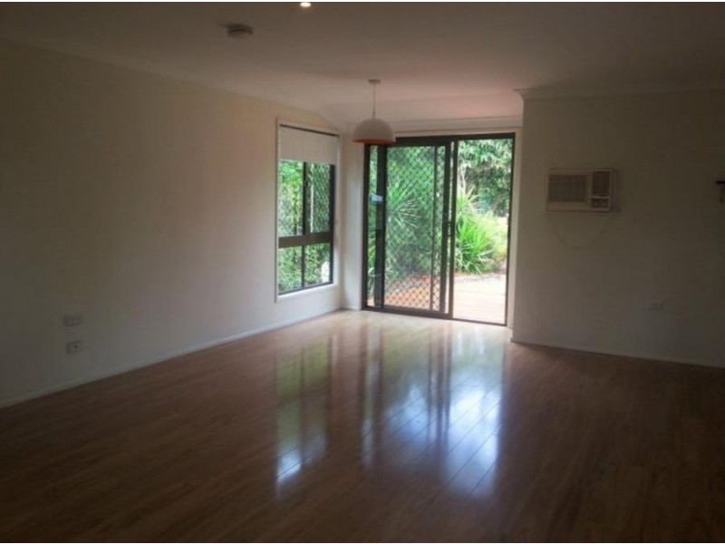 3 South Street, Crows Nest QLD 4355