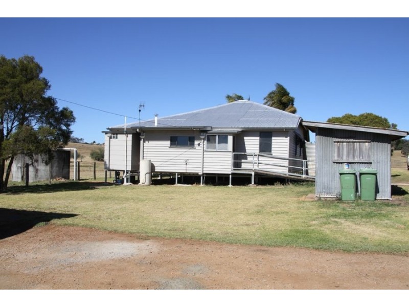 78 Widderick Road, Crows Nest QLD 4355