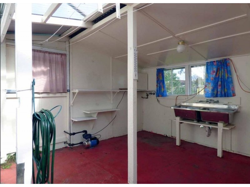 23 Esk Street, Crows Nest QLD 4355