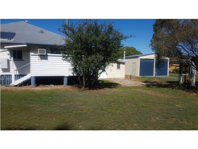 23 Esk Street, Crows Nest QLD 4355