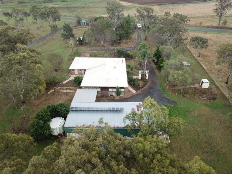 110 Savage Road, Cambooya QLD 4358