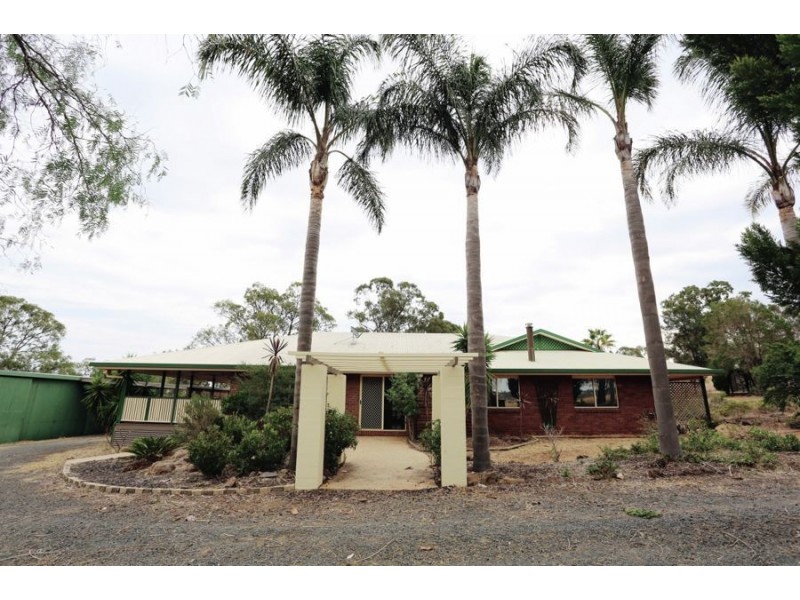 110 Savage Road, Cambooya QLD 4358