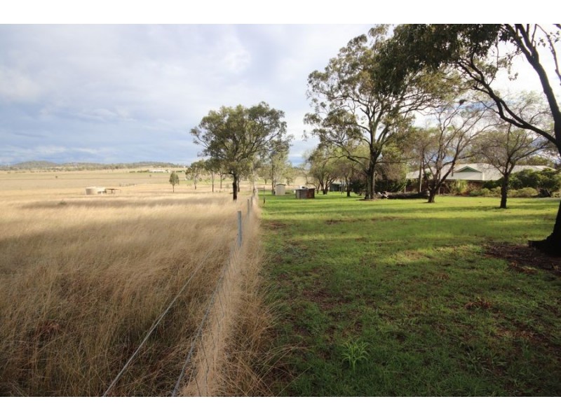 110 Savage Road, Cambooya QLD 4358