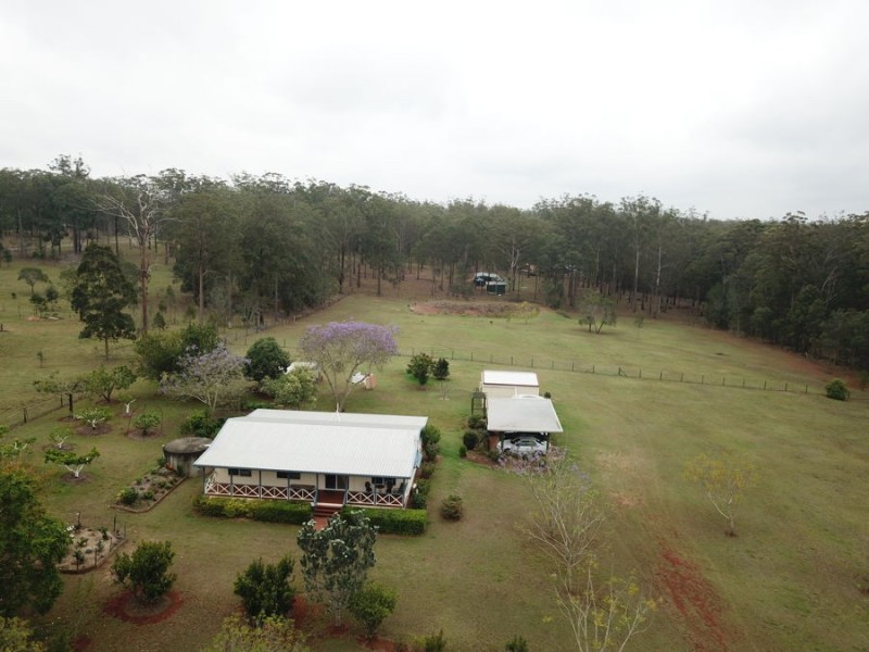 17 Gilliland Crescent, Blackbutt QLD 4306