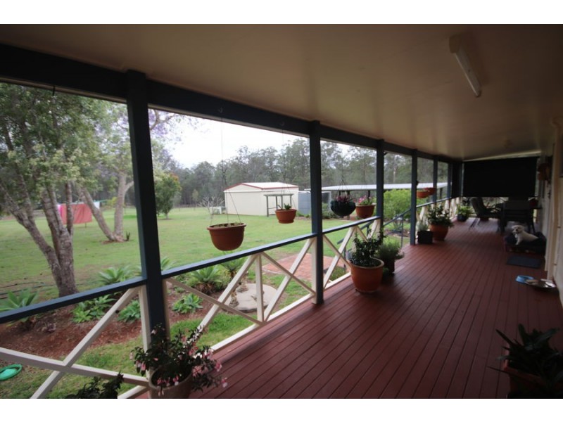 17 Gilliland Crescent, Blackbutt QLD 4306
