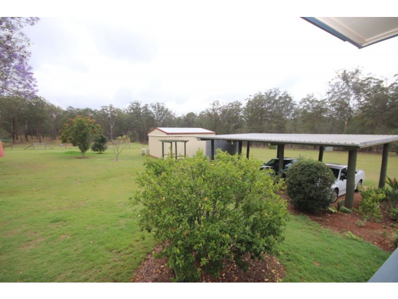 17 Gilliland Crescent, Blackbutt QLD 4306