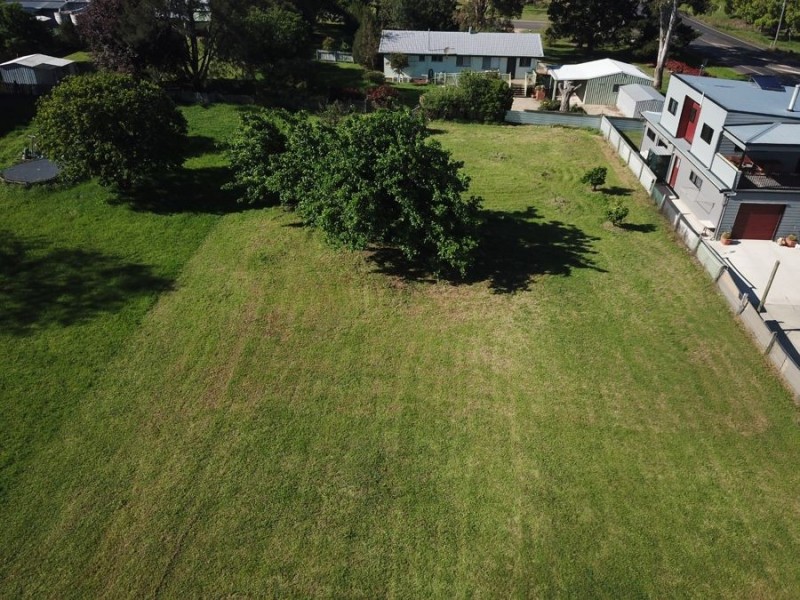 53A South Street, Crows Nest QLD 4355