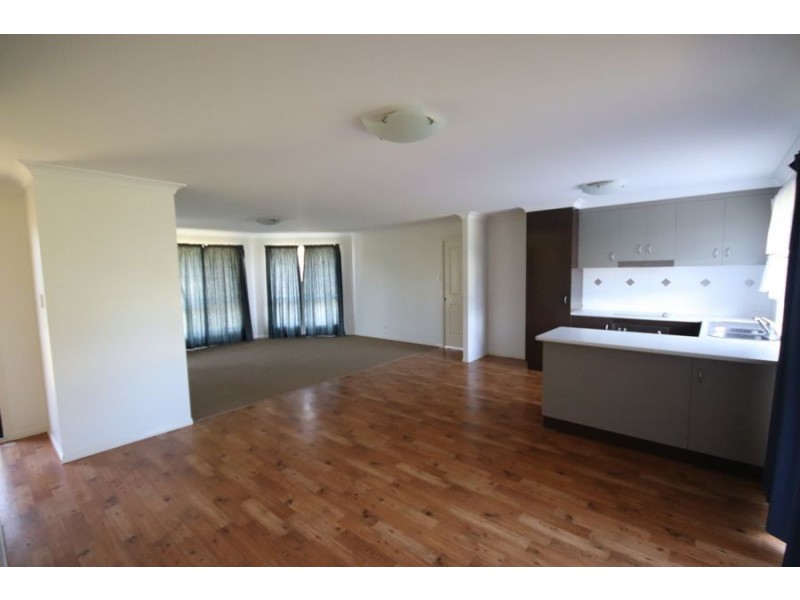 53A South Street, Crows Nest QLD 4355