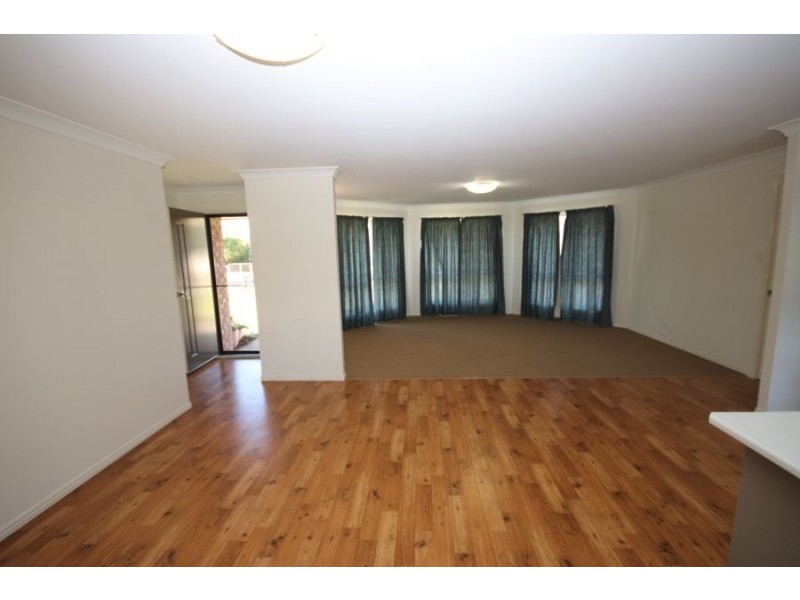 53A South Street, Crows Nest QLD 4355