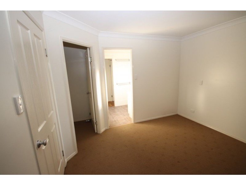 53A South Street, Crows Nest QLD 4355