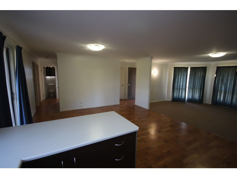 53A South Street, Crows Nest QLD 4355