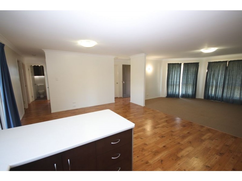 53A South Street, Crows Nest QLD 4355