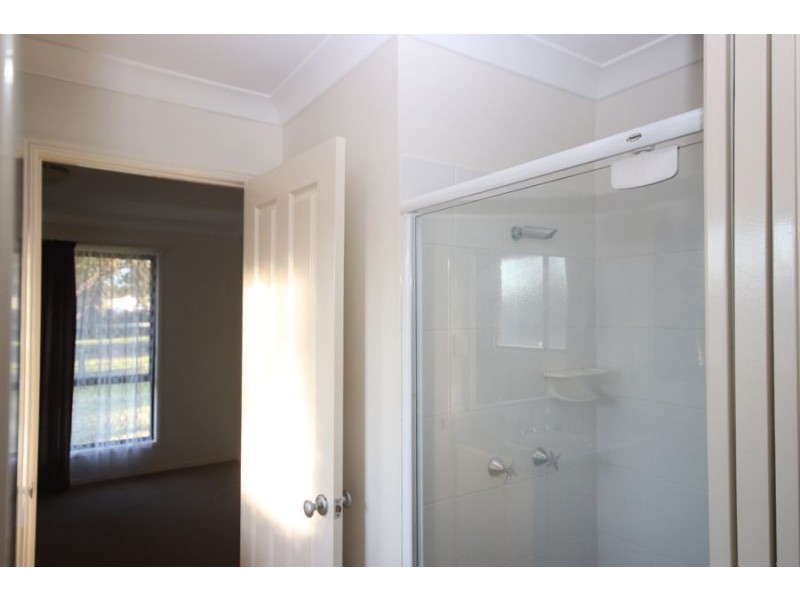 53A South Street, Crows Nest QLD 4355