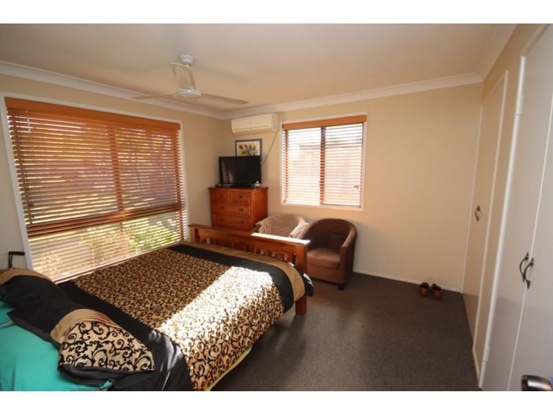 13 Edward Street, Goombungee QLD 4354