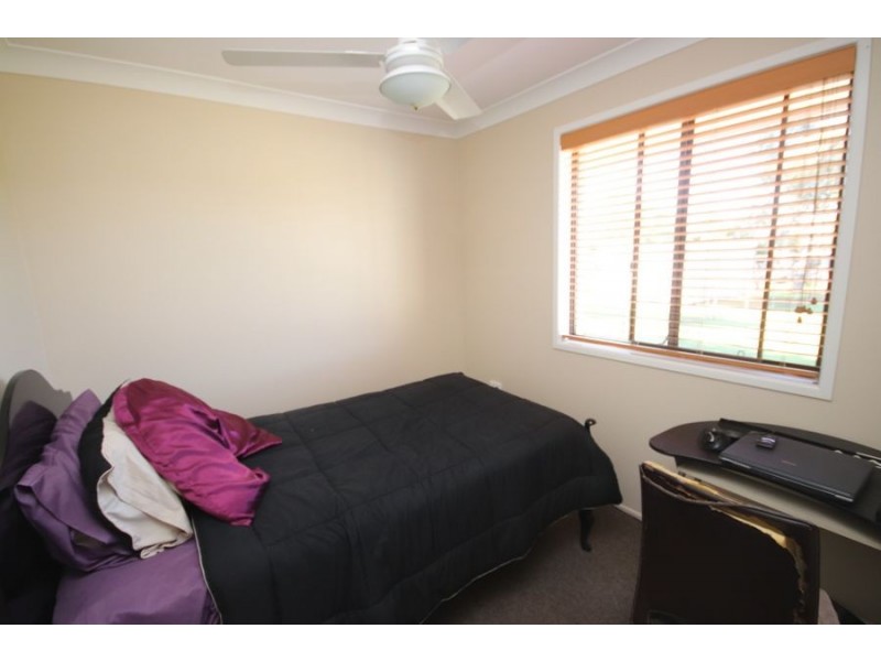 13 Edward Street, Goombungee QLD 4354