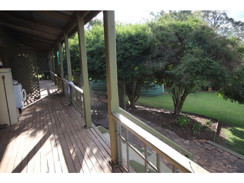 268 Reushle Road, Cabarlah QLD 4352