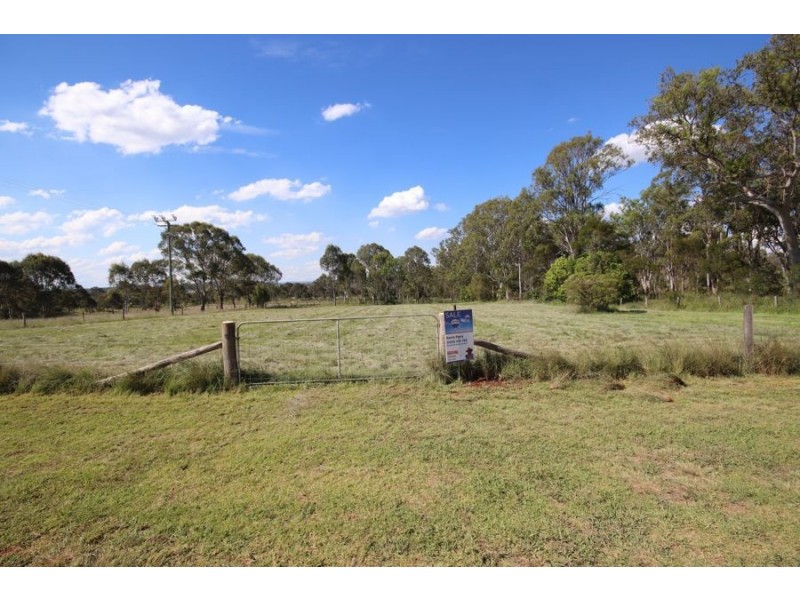 20 Reushle Road, Cabarlah QLD 4352