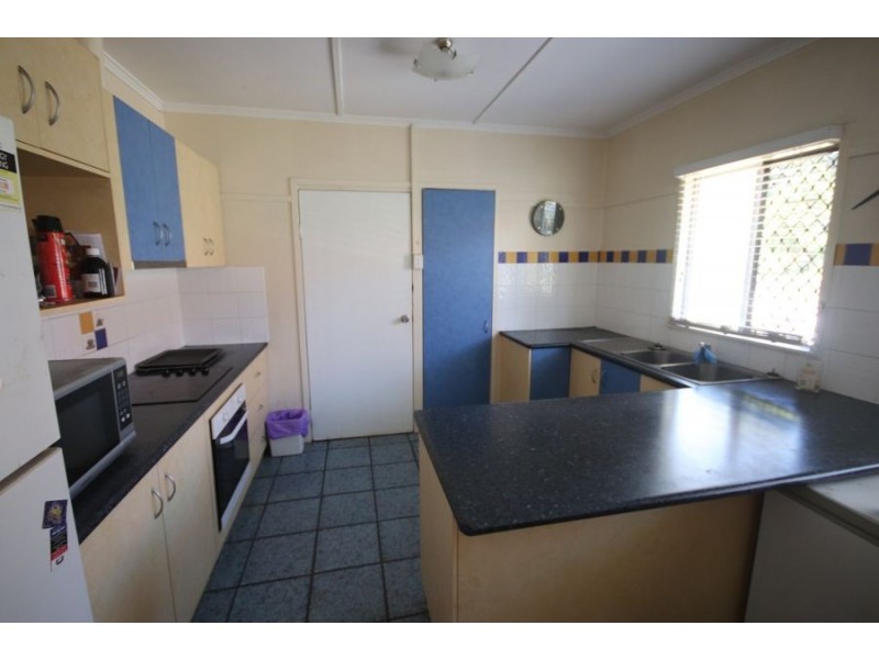 2 Coonan st, Harlaxton QLD 4350