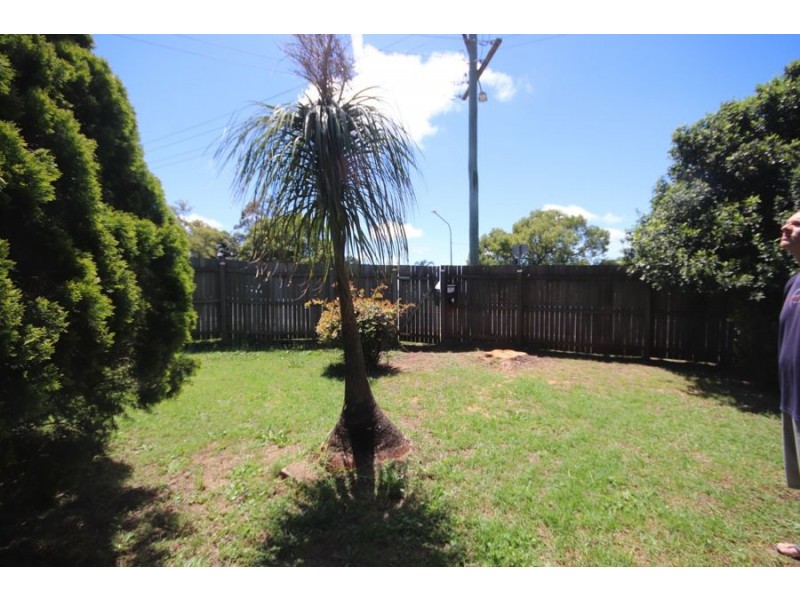 2 Coonan st, Harlaxton QLD 4350