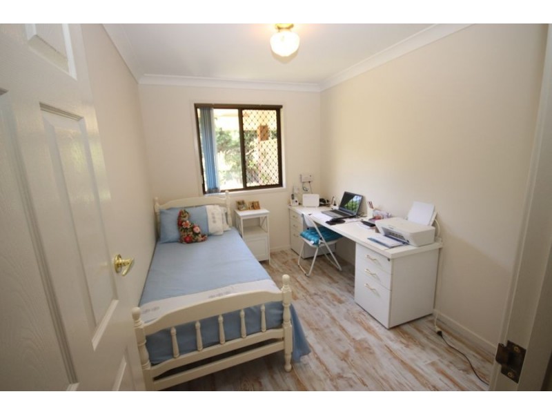 15 Railway Terrace, Crows Nest QLD 4355