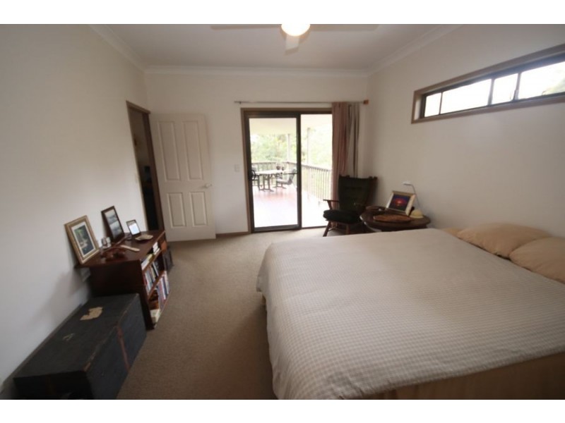 92 Forest Drive, Hampton QLD 4352