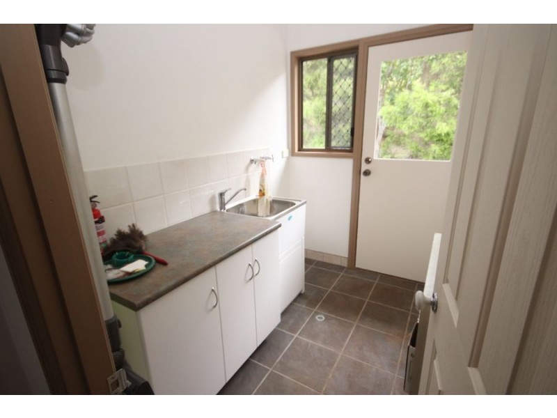 92 Forest Drive, Hampton QLD 4352