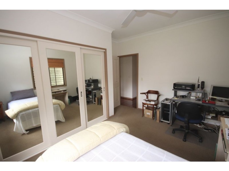 92 Forest Drive, Hampton QLD 4352