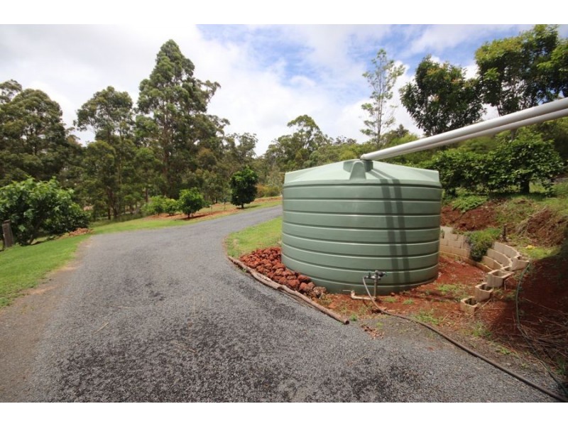 92 Forest Drive, Hampton QLD 4352