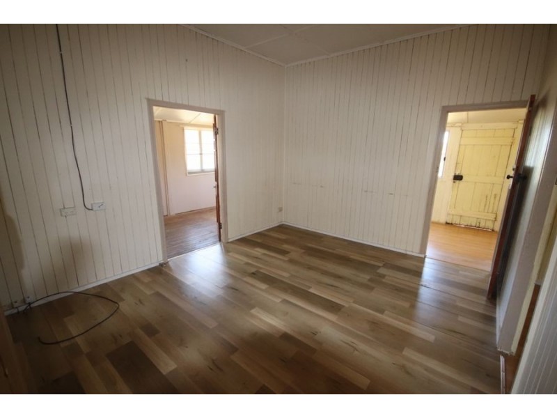 39 McNairn Road, Crows Nest QLD 4355