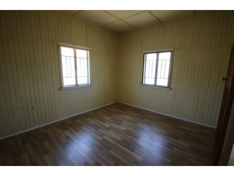 39 McNairn Road, Crows Nest QLD 4355