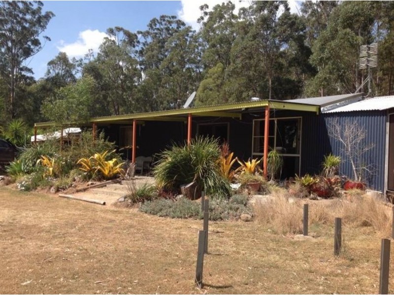 21 Pinnell Road, Crows Nest QLD 4355