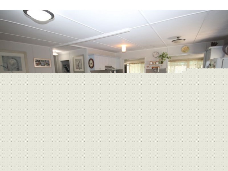 39 Cooke Street, Goombungee QLD 4354