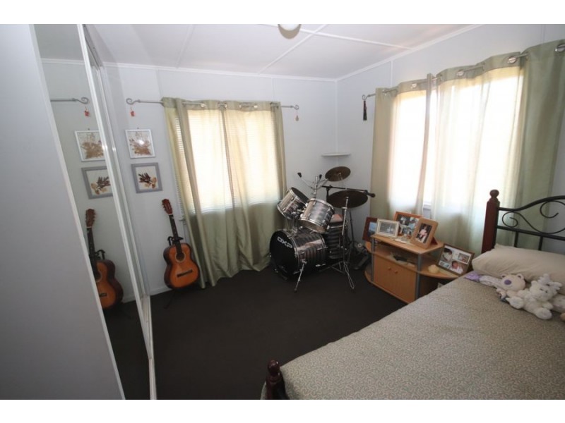 39 Cooke Street, Goombungee QLD 4354