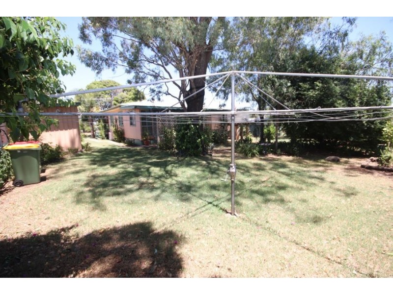 39 Cooke Street, Goombungee QLD 4354