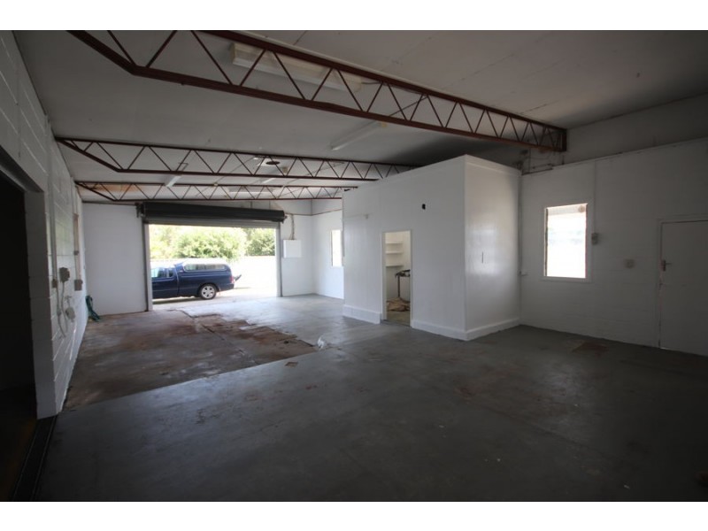 22 Toowoomba Road, Crows Nest QLD 4355
