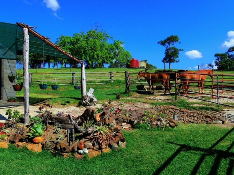 1009 Haden Crows Nest Road, Bergen QLD 4353