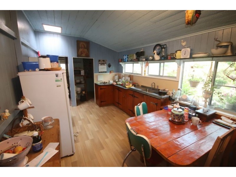 1009 Haden Crows Nest Road, Crows Nest QLD 4355