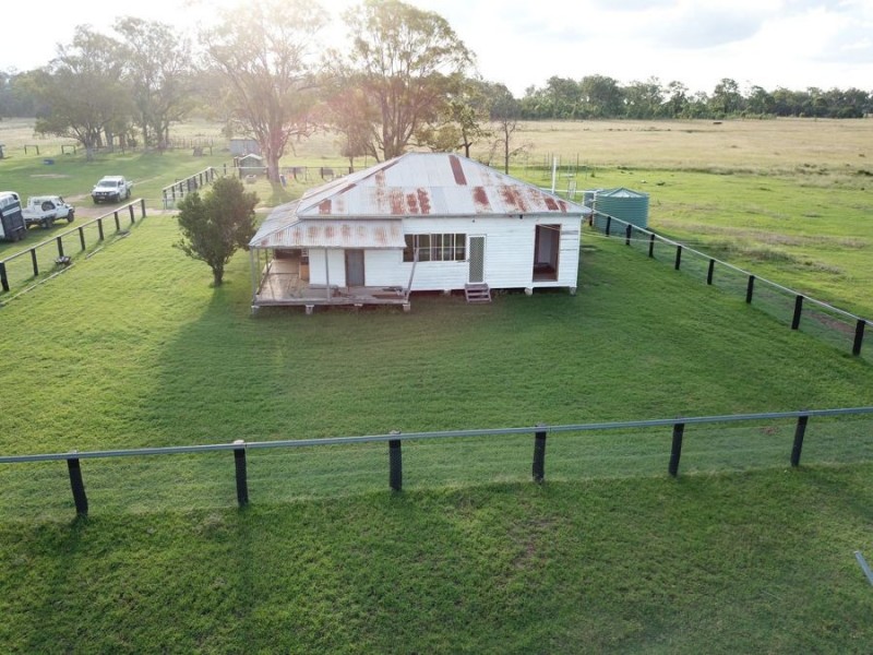 2027 Haden Peranga Road, Kulpi QLD 4352