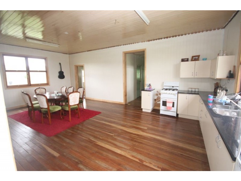 2027 Haden Peranga Road, Kulpi QLD 4352