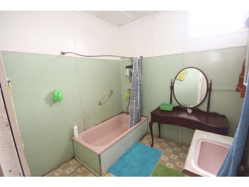 2027 Haden Peranga Road, Kulpi QLD 4352
