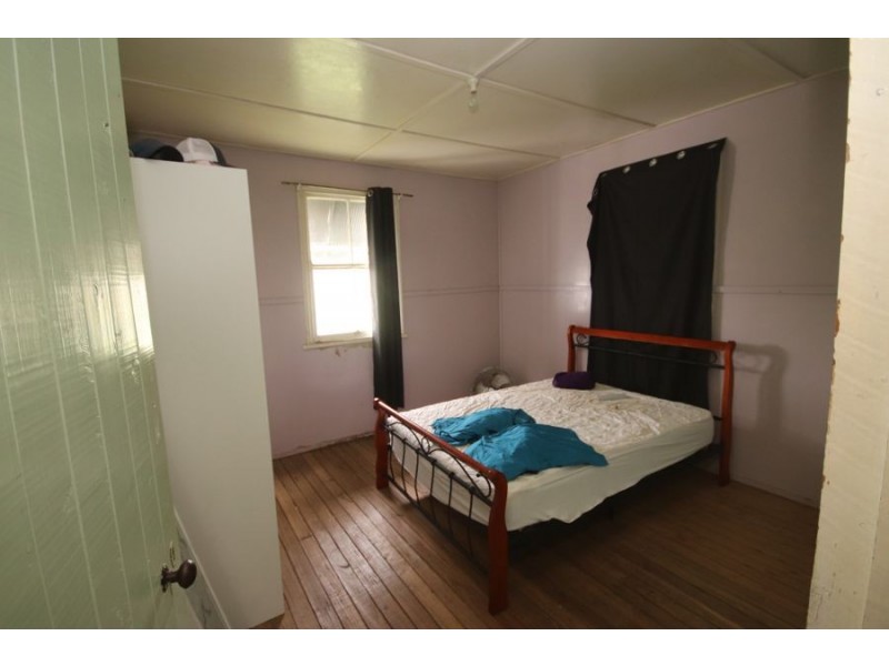 2027 Haden Peranga Road, Kulpi QLD 4352