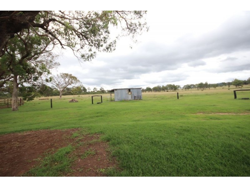 2027 Haden Peranga Road, Kulpi QLD 4352