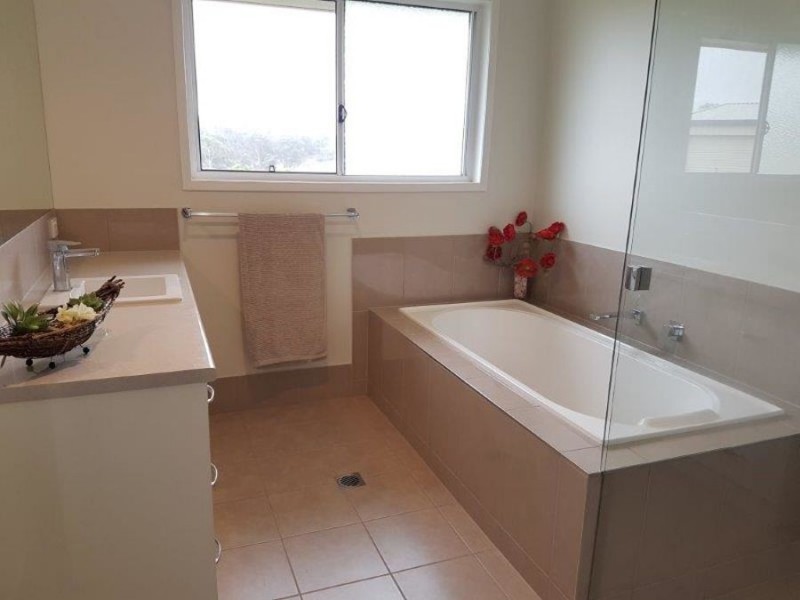 9 Petria Court, Meringandan QLD 4352