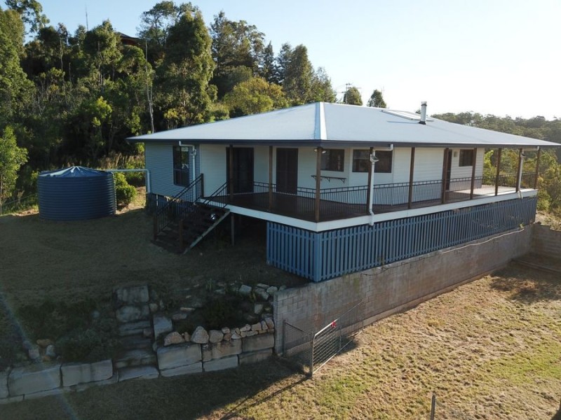 86 Forest Drive, Hampton QLD 4352
