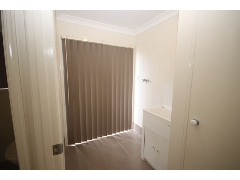 38 Balaroo Drive, Glenvale QLD 4350