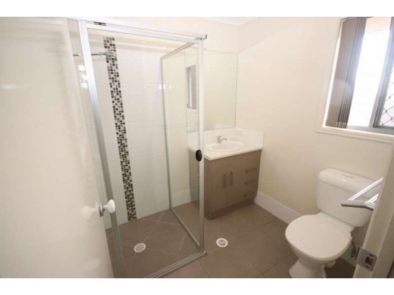 38 Balaroo Drive, Glenvale QLD 4350