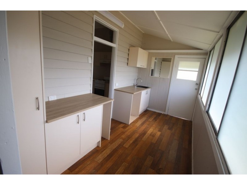 14 John Street, Crows Nest QLD 4355