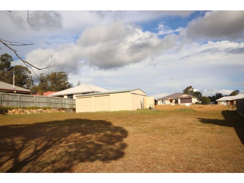 5 Vicky Avenue, Crows Nest QLD 4355